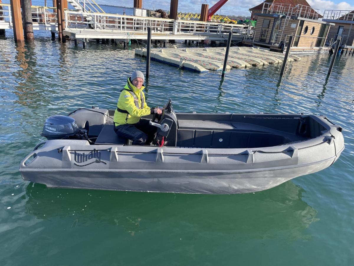 Hausboot Inkl Motorboot, Ostsee Heiligenhafen Exterior photo