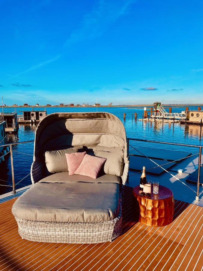 Hausboot Inkl Motorboot, Ostsee Heiligenhafen Exterior photo